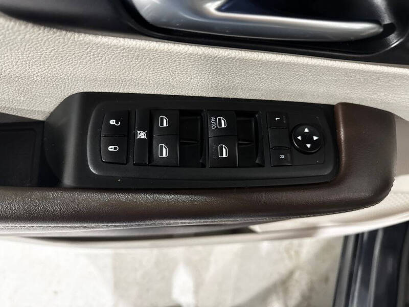 2020 Chrysler Pacifica Touring
