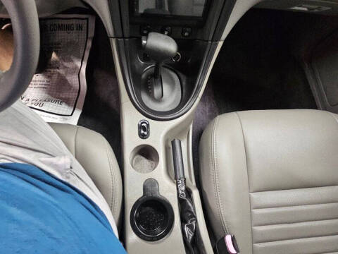 2004 Ford Mustang GT Deluxe