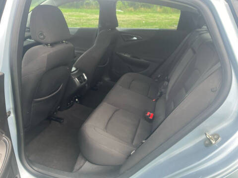 2017 Chevrolet Malibu LT