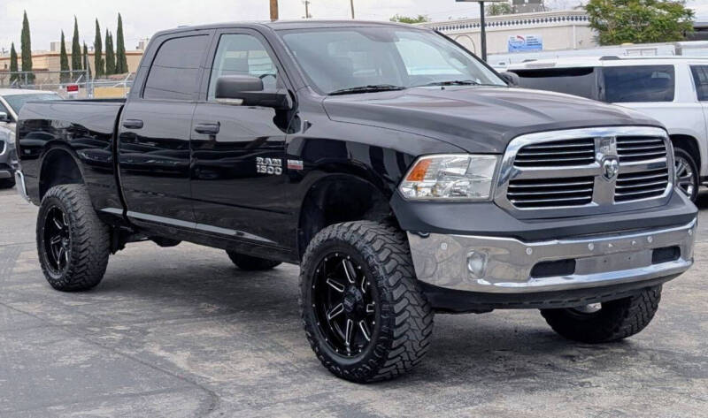 2016 RAM 1500 SLT
