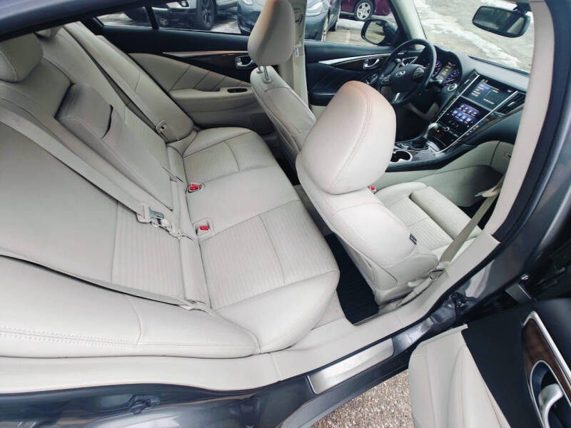 2014 Infiniti Q50 Sport