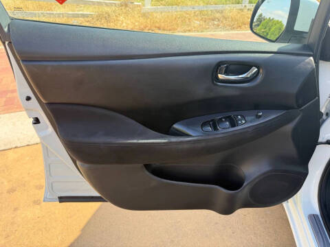 2015 Nissan LEAF