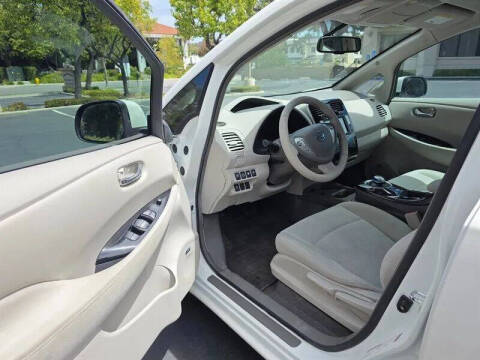 2013 Nissan LEAF