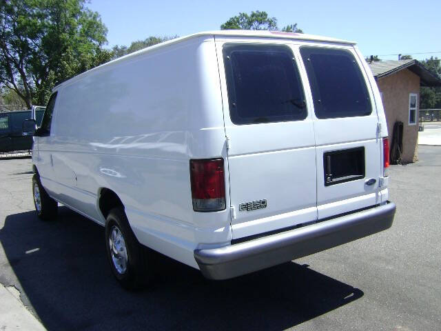 2003 Ford E-Series E-350 SD