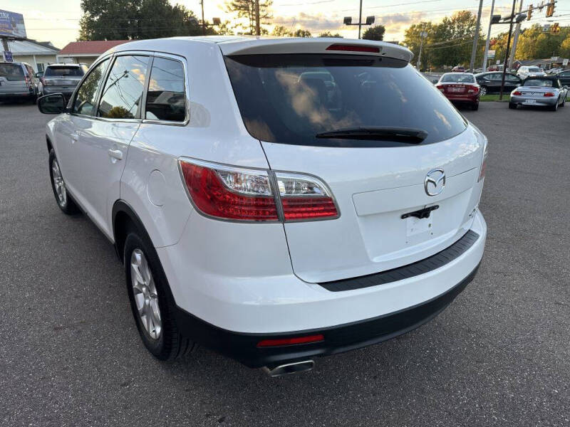 2012 Mazda CX-9 Touring photo 4