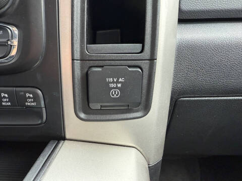 2017 RAM 1500 Big Horn