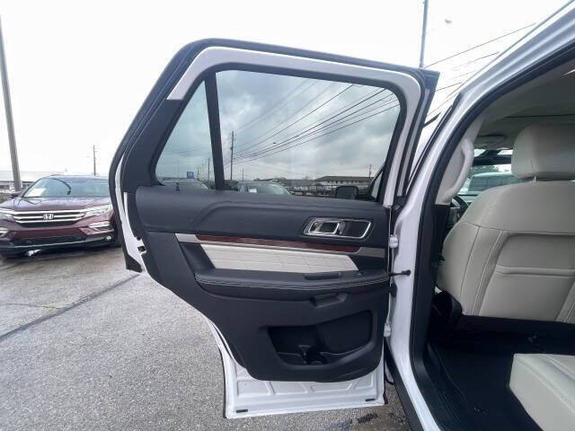 2019 Ford Explorer Platinum