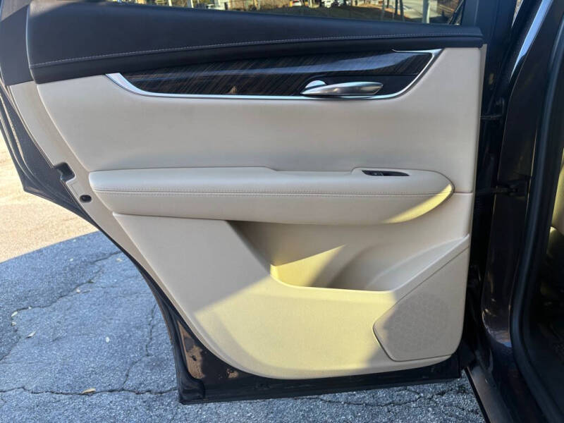 2017 Cadillac XT5