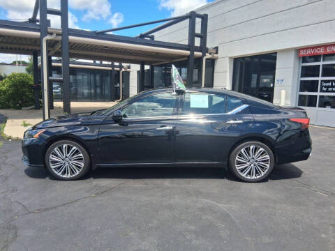 2024 Nissan Altima