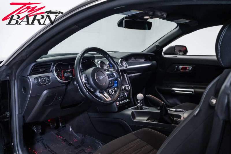 2022 Ford Mustang Mach 1