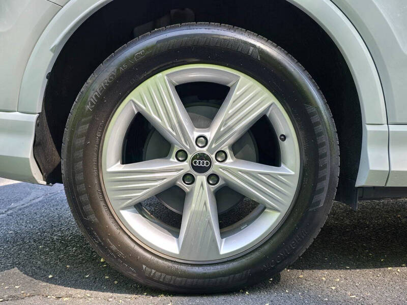 2023 Audi Q4 e-tron quattro Premium 50