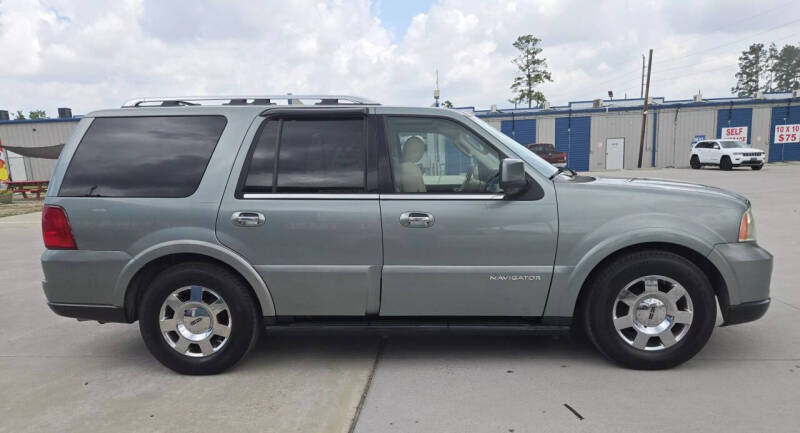 2005 Lincoln Navigator Luxury