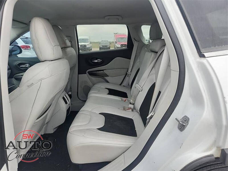 2021 Jeep Cherokee Latitude Plus