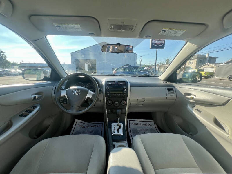 2010 Toyota Corolla LE