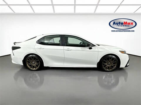 2023 Toyota Camry Hybrid SE