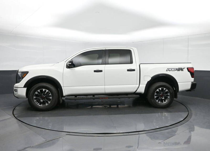 2023 Nissan Titan