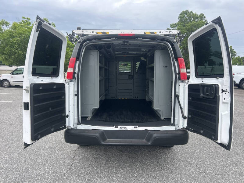 2017 Chevrolet Express 2500