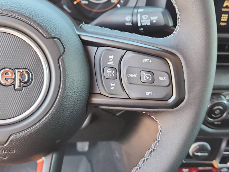 2025 Jeep Gladiator Willys