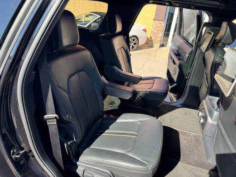 2022 Ford Expedition Platinum