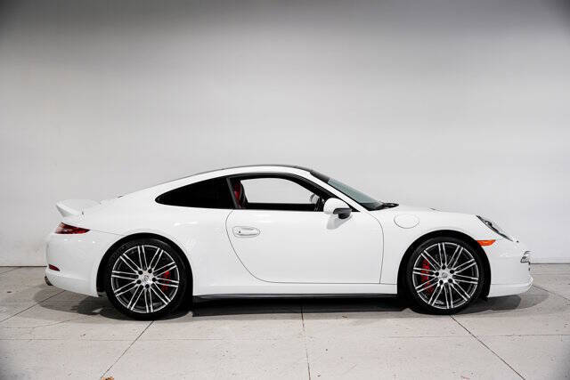 2016 Porsche 911 Carrera 4S