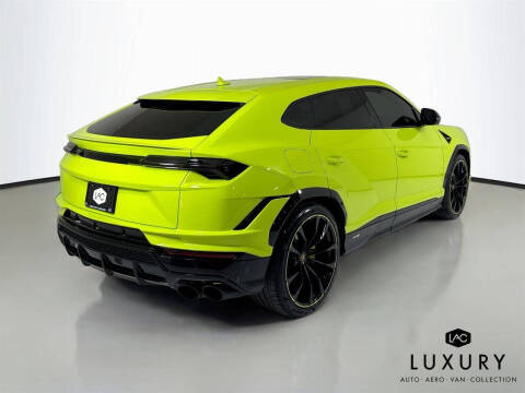 2024 Lamborghini Urus S