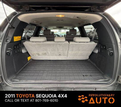 2011 Toyota Sequoia Platinum