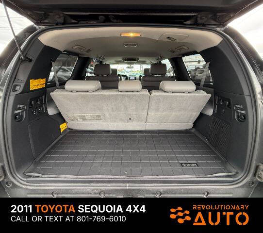 2011 Toyota Sequoia Platinum