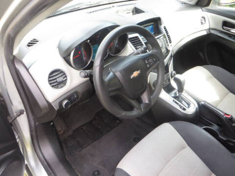 2014 Chevrolet Cruze LS Auto