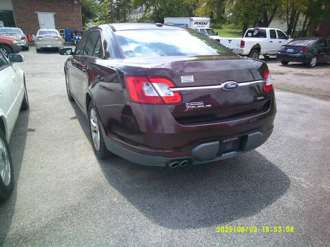 2010 Ford Taurus SEL