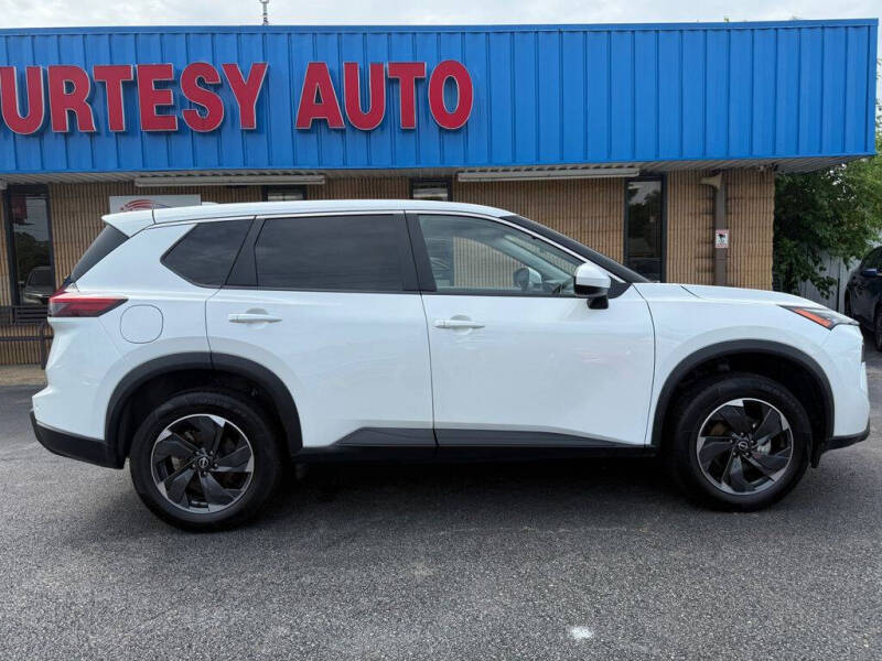 2024 Nissan Rogue SV