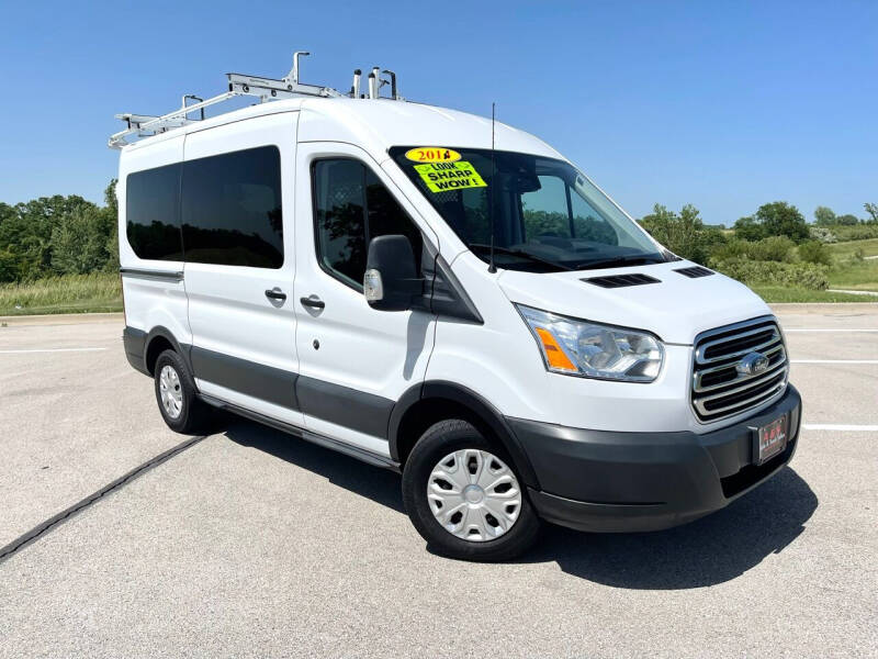 Passenger Van For Sale In Topeka, KS