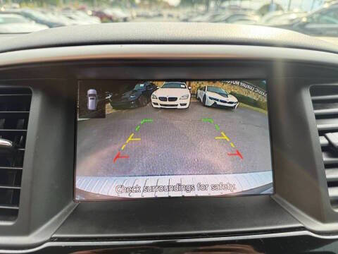 2020 Nissan Pathfinder S