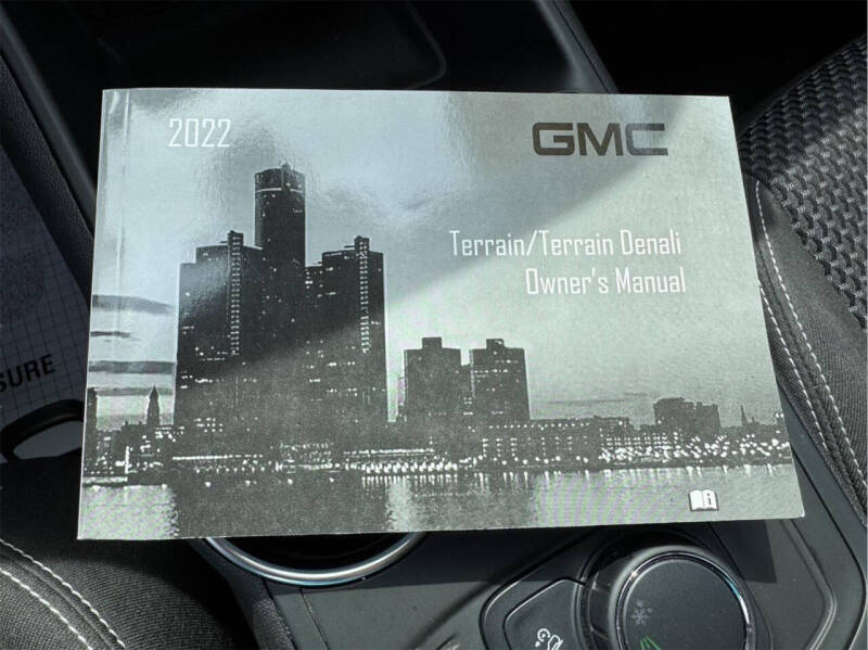 2022 GMC Terrain SLE