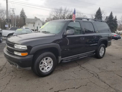 2002 Chevrolet Suburban for sale at DALE'S AUTO INC in Mount Clemens MI