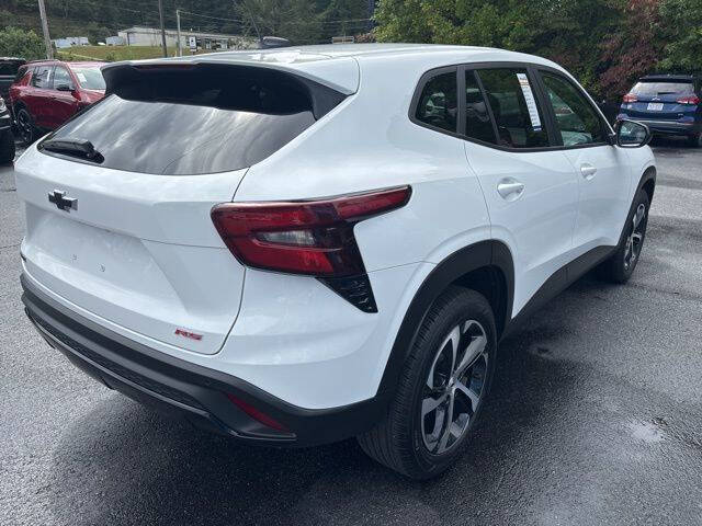 2024 Chevrolet Trax RS