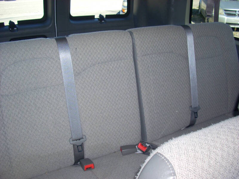 2023 GMC Savana LS 3500