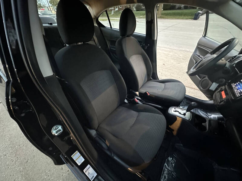 2022 Mitsubishi Mirage G4 ES