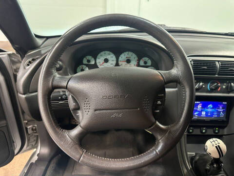 2001 Ford Mustang SVT Cobra