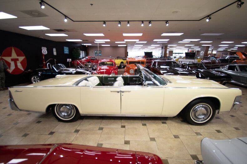 1965 Lincoln Continental