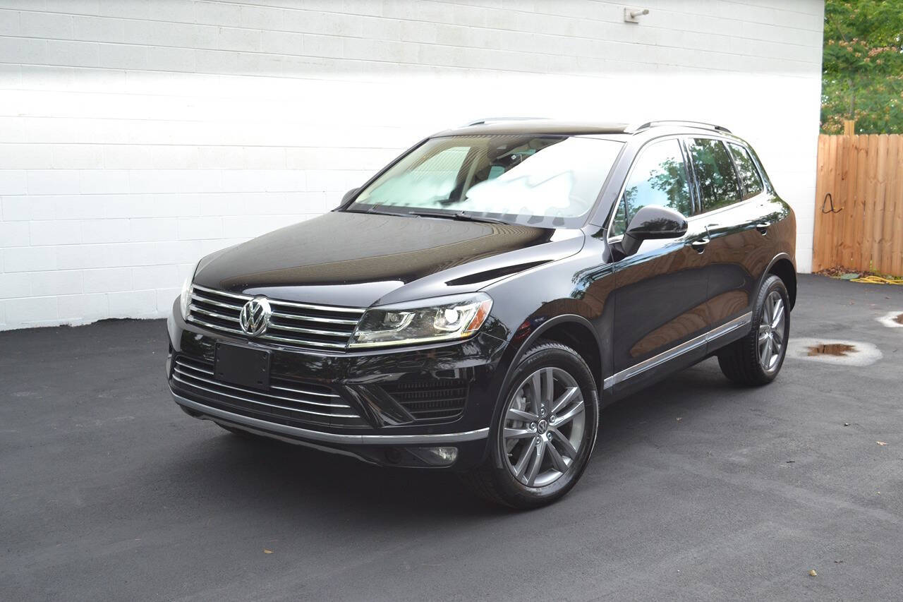 2016 Volkswagen Touareg for sale at Knox Max Motors LLC in Knoxville, TN