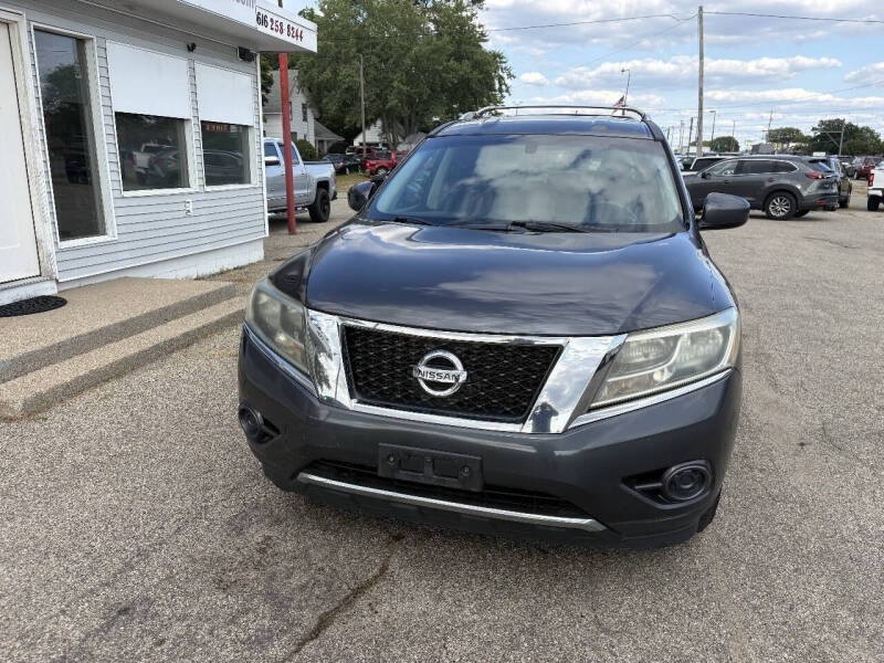 2013 Nissan Pathfinder SV