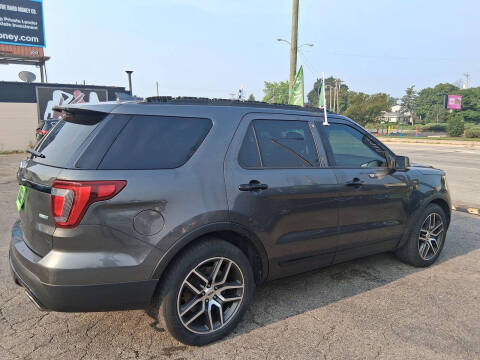 2017 Ford Explorer Sport