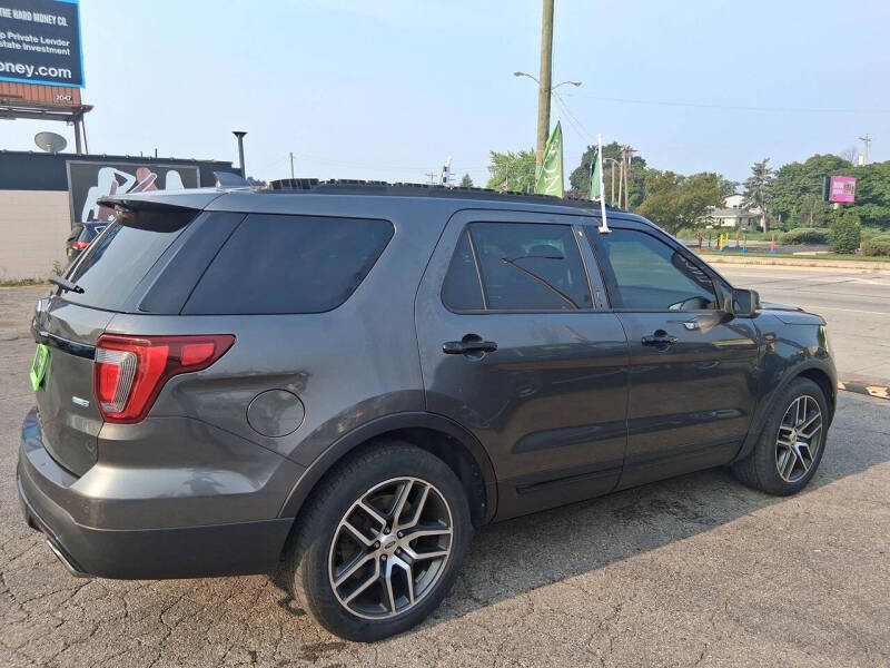 2017 Ford Explorer Sport