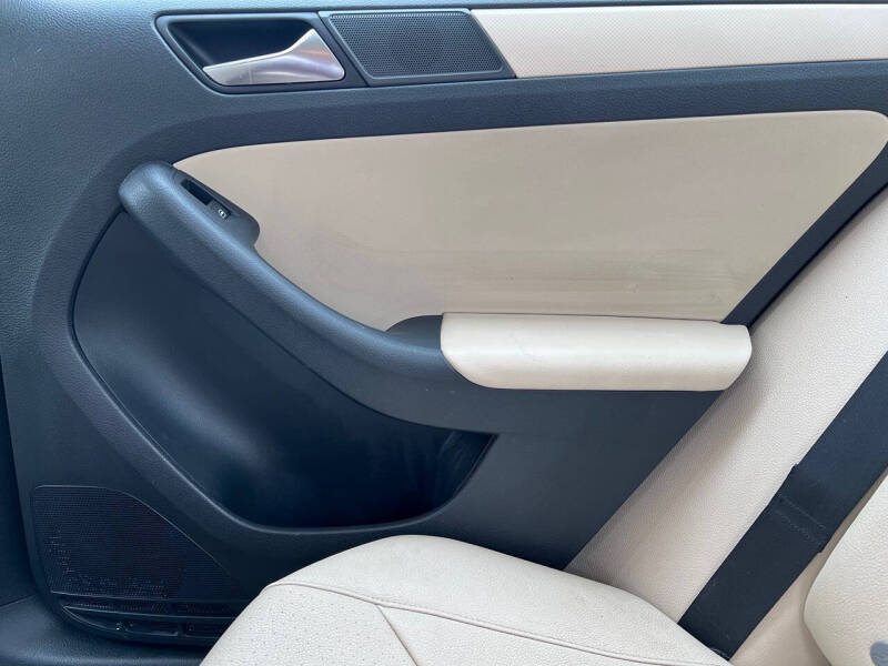 2011 Volkswagen Jetta SE