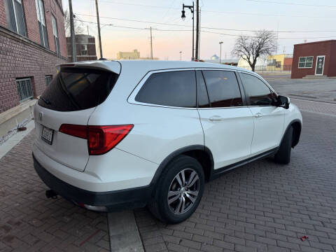 2017 Honda Pilot EX