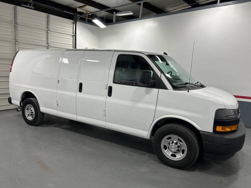 2020 Chevrolet Express 2500