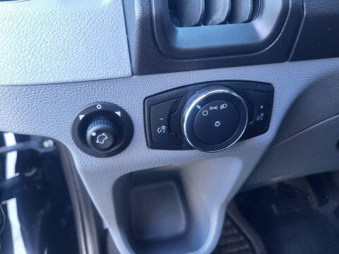 2019 Ford Transit 150 XL