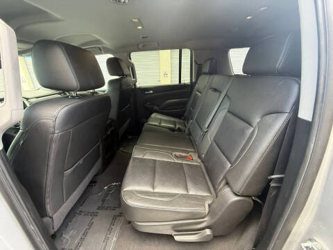 2020 Chevrolet Suburban LT