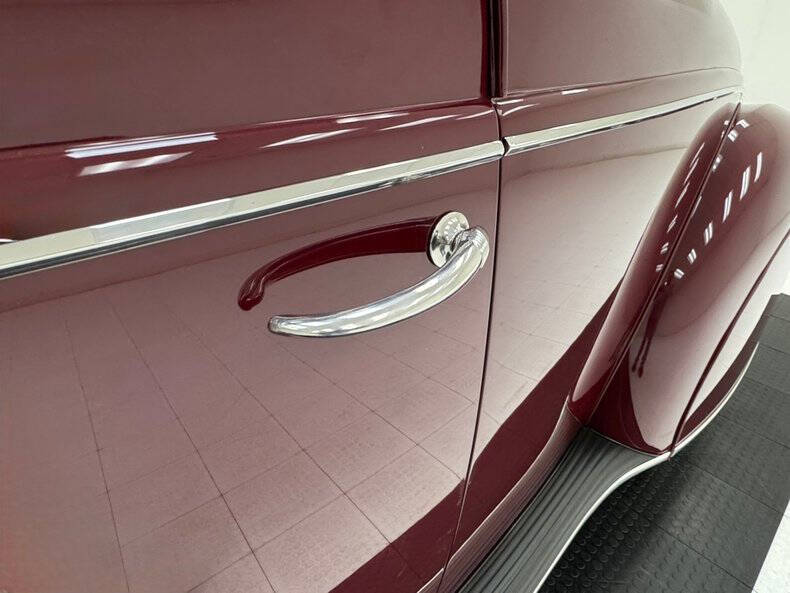 1938 Lincoln Zephyr