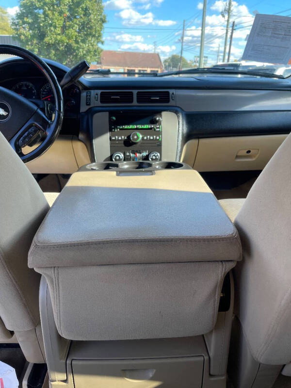 2008 Chevrolet Suburban LS